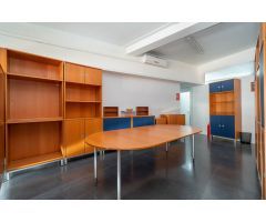 Oficina de 127 m2 diáfana y luminosa en La Celulosa