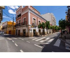Encanto señorial y reforma actual en pleno centro de Almería