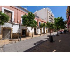 Encanto señorial y reforma actual en pleno centro de Almería