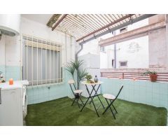 Zona asilo primero sin ascensor con tres habitaciones y un baño a tres calles del ceu