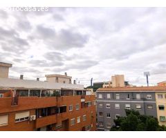 ¡¡¡¡ACOGEDOR Y BONITO ÁTICO CON  ASCENSOR EN  EXCELENTE UBICACIÓN Y CON GARAJE !!!