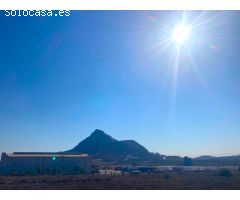 CHALET CON 2400M2 DE PARCELA  A 15 MINUTOS DE ALICANTE