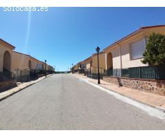 Chalet en Venta en Villaminaya, Toledo