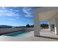 Villa en Venta en Pinoso, Alicante