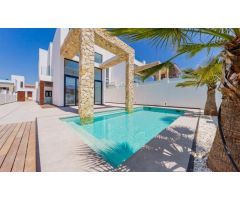 Villa en Venta en Torrevieja, Alicante