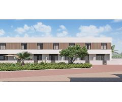 Casas adosadas y casas adosadas en esquina de nueva construcción en Pilar de la Horadada