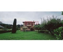 CASA UNIFAMILIAR CON AMPLIA PARCELA. SAN SALVADOR