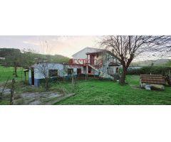 CASA PAREADA CON AMPLIA PARCELA PARA REFORMAR. BERANGA