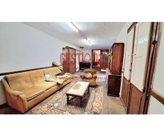 CASA PAREADA PARA REFORMAR. HAZAS DE CESTO