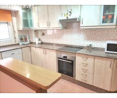Espaciosa vivienda de 4 dormitorios y 2 baños en El Cabanyal, muy luminosa y con orientación este.