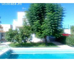 Villa VENTA/ALQUILER en Castellón, zona El grao, 180 m. 1080 m. parcela, 4 hab.