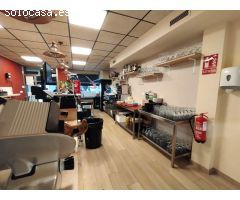 SE ALQUILA BAR EN CENTRO DE GANDÍA CON TRASPASO