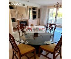 Casa de Pueblo en Venta en Valencia de las Torres, Valencia