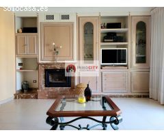 Casa de Pueblo en Venta en Valencia de las Torres, Valencia