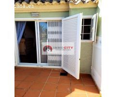 Casa de Pueblo en Venta en Valencia de las Torres, Valencia