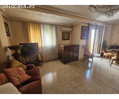 Piso en Venta en Valencia de las Torres, Valencia