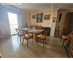 Piso en Venta en Valencia de las Torres, Valencia