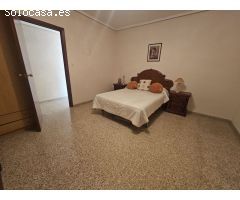 Piso en Venta en Valencia de las Torres, Valencia
