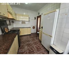 Piso en Venta en Valencia de las Torres, Valencia