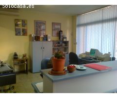 Local comercial en Venta en Valencia de las Torres, Valencia