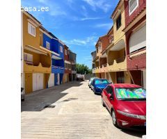 Chalet en Venta en Valencia de las Torres, Valencia