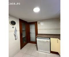 Chalet en Venta en Valencia de las Torres, Valencia