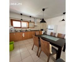 Chalet en Venta en Valencia de las Torres, Valencia