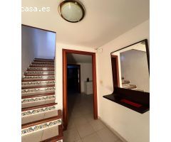 Chalet en Venta en Valencia de las Torres, Valencia