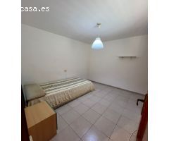 Chalet en Venta en Valencia de las Torres, Valencia