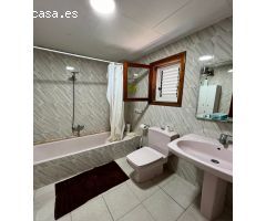 Chalet en Venta en Valencia de las Torres, Valencia