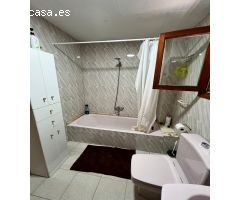 Chalet en Venta en Valencia de las Torres, Valencia