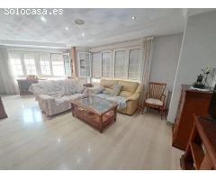 Casa de Pueblo en Venta en Picassent, Valencia