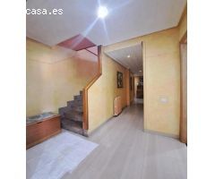 Casa de Pueblo en Venta en Picassent, Valencia