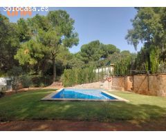 CHALET EN TRASIERRA EN PARCELA DE 1800 METROS (HIPOTECABLE)