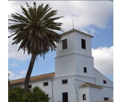 PALACIO DEL SIGLO XVIII EN LA RESERVA NATURAL LAGUNA DE FUENTE PIEDRA