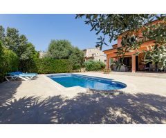 CHALET UNIFAMILIAR con un alquiler de 3.900€ con opción de compra a 18 meses.