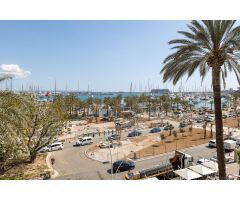 Piso Paseo Marítimo en primera línea con mucha luz y excelentes vistas