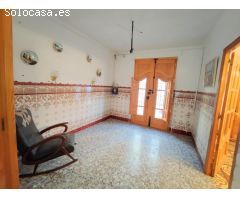GRAN CASA PARA REFORMAR EN XATIVA CON GARAJE