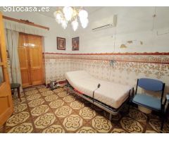 GRAN CASA PARA REFORMAR EN XATIVA CON GARAJE