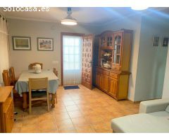 CHALET DOBLE ALTURA EN TERRENO URBANO