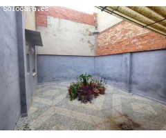 ESTUPENDA CASA EN VENTA CON GARAJE EN CANALS