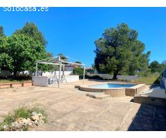 ACOGEDOR CHALET EN LA MONTAÑA CON PISCINA