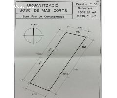 Fantástico terreno urbano de 1.557 m2 listo para hacer la casa de tus sueños.