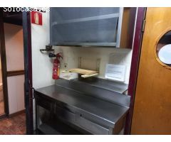 Local en Venta con Cafeteria equipada y Licencia de actividad en Barbastro