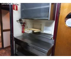 Local en Venta con Cafeteria equipada y Licencia de actividad en Barbastro