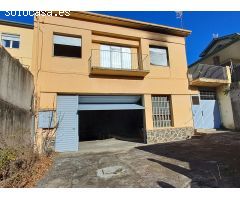 Chalet en Venta en Olot, Girona