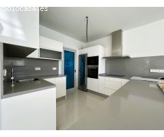 Atico en Venta en Benalmádena Costa, Málaga