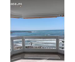Excepcional y único apartamento en primera línea de playa