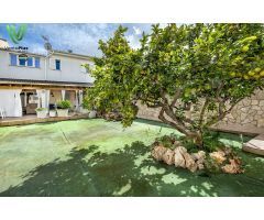 Chalet adosado con apartamento