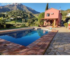 Chalet en Venta en Estepona, Málaga